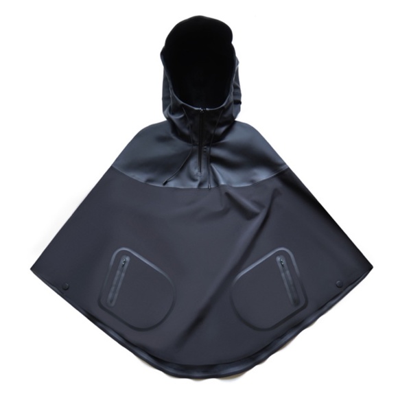The Arrivals Jackets & Blazers - NWT the Arrivals Häring Rain Poncho